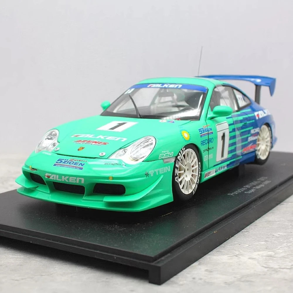 [AutoArt] 1:18 Porsche 2005 911 (996) GT3 Super Taikyu #1 modellino di auto Die-Cast