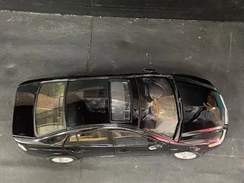 [OEM] 1:18 Acura 2007 TL Model Car Die-Cast
