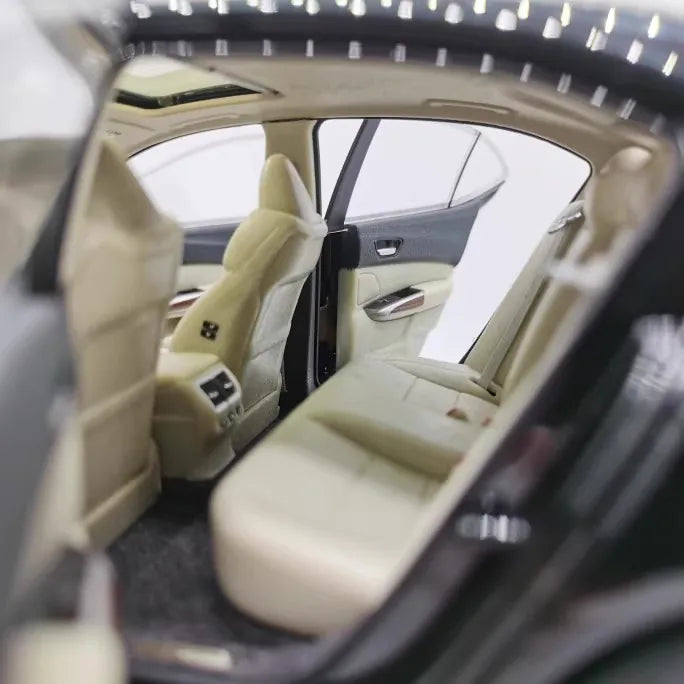 [OEM] 1:18 Acura 2014 TLX Model Car Die-Cast