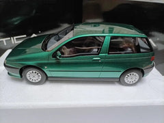 1:18 Alfa Romeo 1994 145 Die Cast Model Car