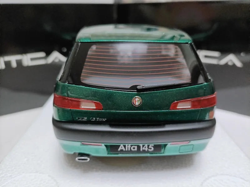 1:18 Alfa Romeo 1994 145 Die Cast Model Car