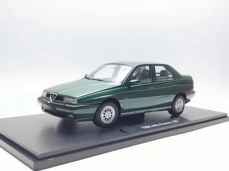 1:18 Alfa Romeo 1996 155 Die Cast Model Car