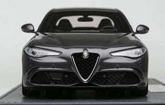 1:18 Alfa Romeo 2015 Giulia QV Die Cast Model Car