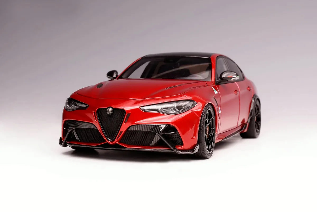 1:18 Alfa Romeo 2021 Giulia GTA Die Cast Model Car