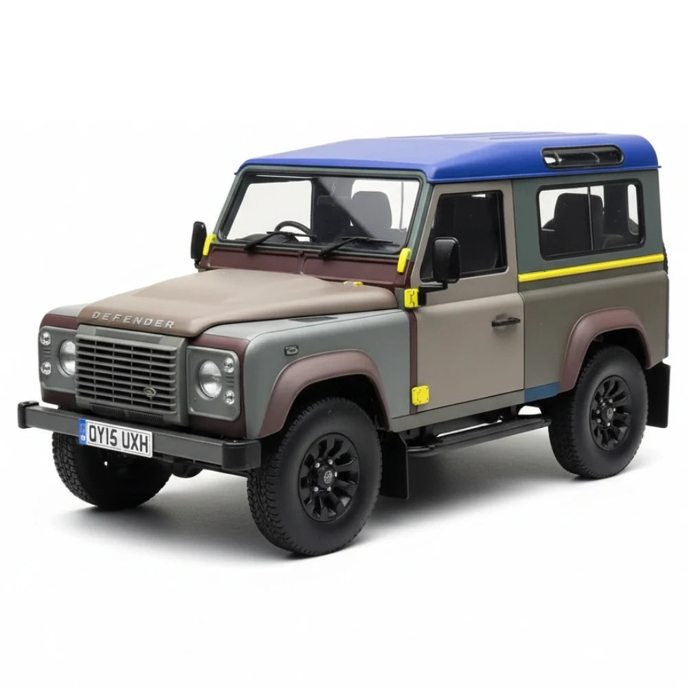 [Almost Real] 1:18 Land Rover 2015 Defender 90-Paul Smith Edition Model Car Die-Cast
