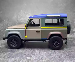 [Almost Real] 1:18 Land Rover 2015 Defender 90-Paul Smith Edition Model Car Die-Cast
