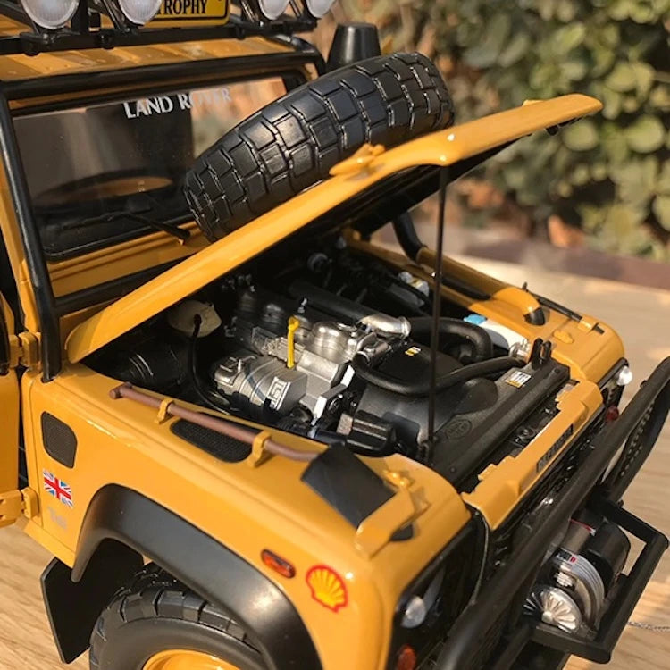 [Almost Real] 1:18 Land Rover Defender 110 Camel Trophy Model Car Die-Cast