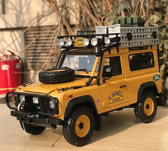 [Almost Real] 1:18 Land Rover Defender 110 Camel Trophy Model Car Die-Cast