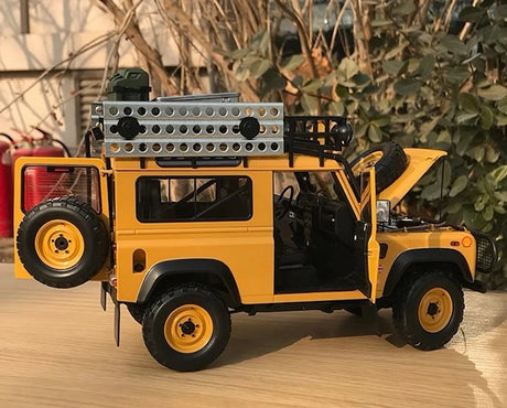 [Almost Real] 1:18 Land Rover Defender 110 Camel Trophy Model Car Die-Cast