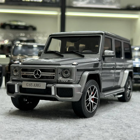 Almost Real Mercedes-AMG 2015 G 63 W463 Arabian Gray 1:18 – Modello da collezione pressofuso