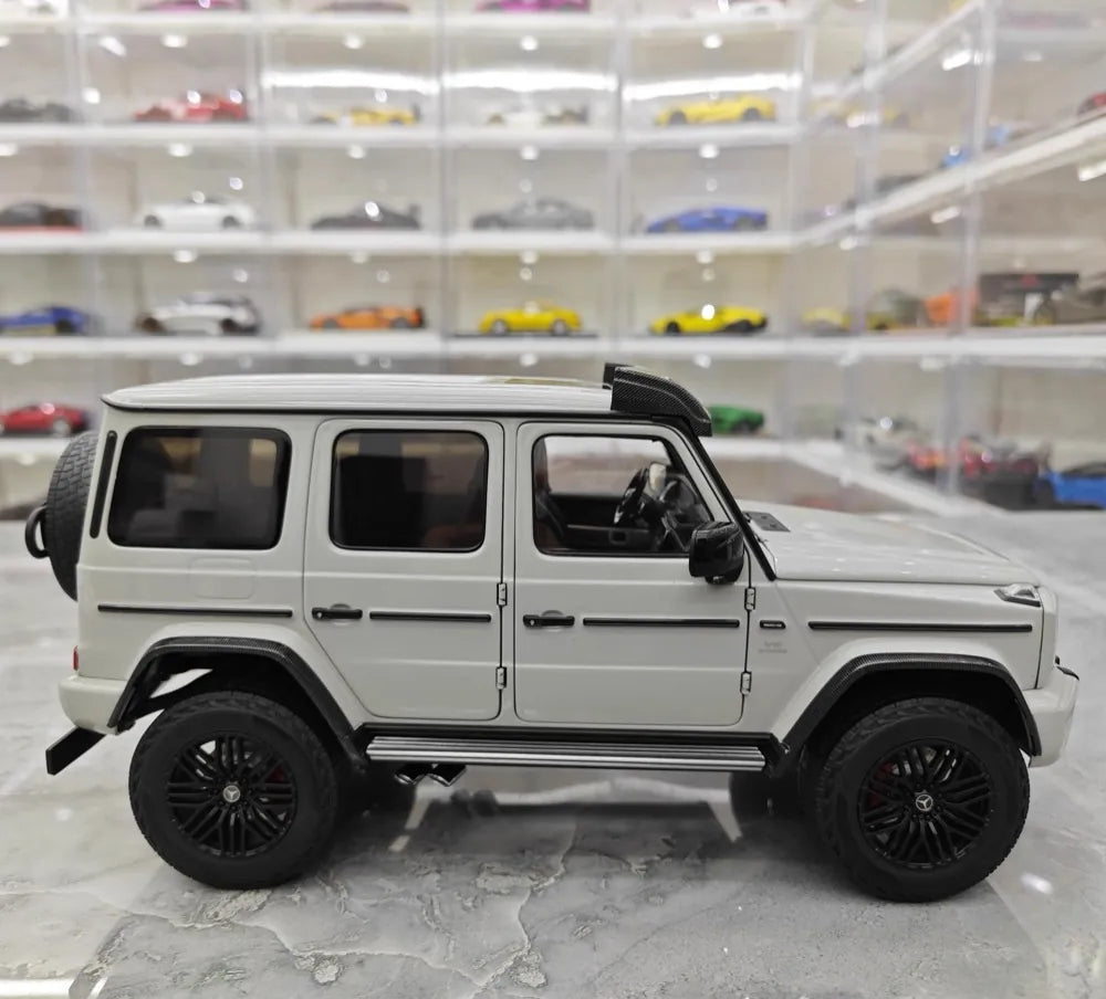 [Almost Real] 1:18 Mercedes-AMG 2018 G63 W463 Gray Model Car Die-Cast