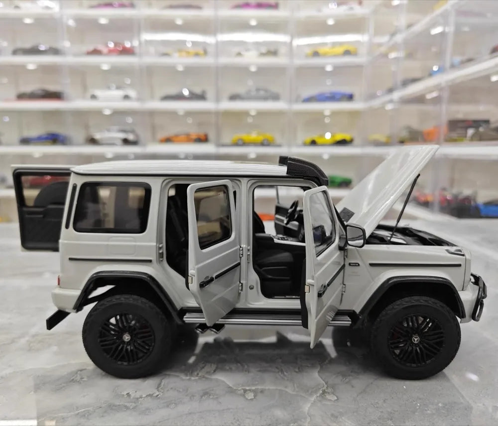 [Almost Real] 1:18 Mercedes-AMG 2018 G63 W463 gris voiture miniature Die-Cast