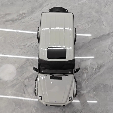 [Almost Real] 1:18 Mercedes-AMG 2018 G63 W463 Gray Model Car Die-Cast