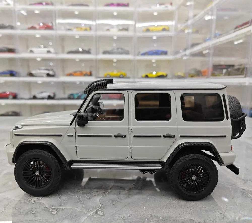 [Almost Real] 1:18 Mercedes-AMG 2018 G63 W463 gris voiture miniature Die-Cast