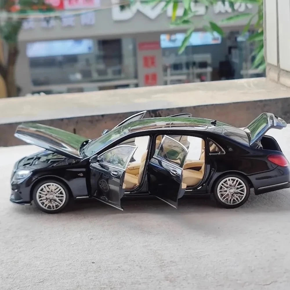 [Almost Real] 1:18 Mercedes-Maybach 2020 S650L Brabus 900 Black Model Car Die-Cast