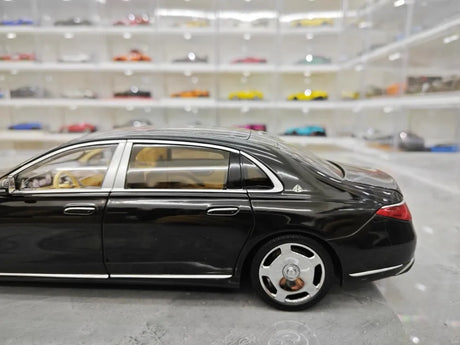 [Almost Real] 1:18 Mercedes-Maybach 2021 S-Class Black Model Car Die-Cast