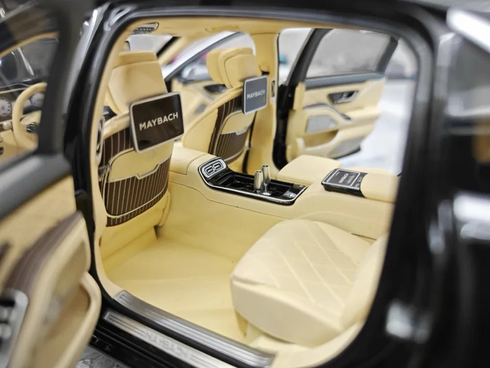 [Almost Real] 1:18 Mercedes-Maybach 2021 S-Class Black Model Car Die-Cast