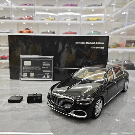 [Almost Real] 1:18 Mercedes-Maybach 2021 S-Class Black Model Car Die-Cast