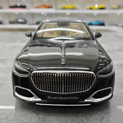 [Almost Real] 1:18 Mercedes-Maybach 2021 S-Class Black Model Car Die-Cast