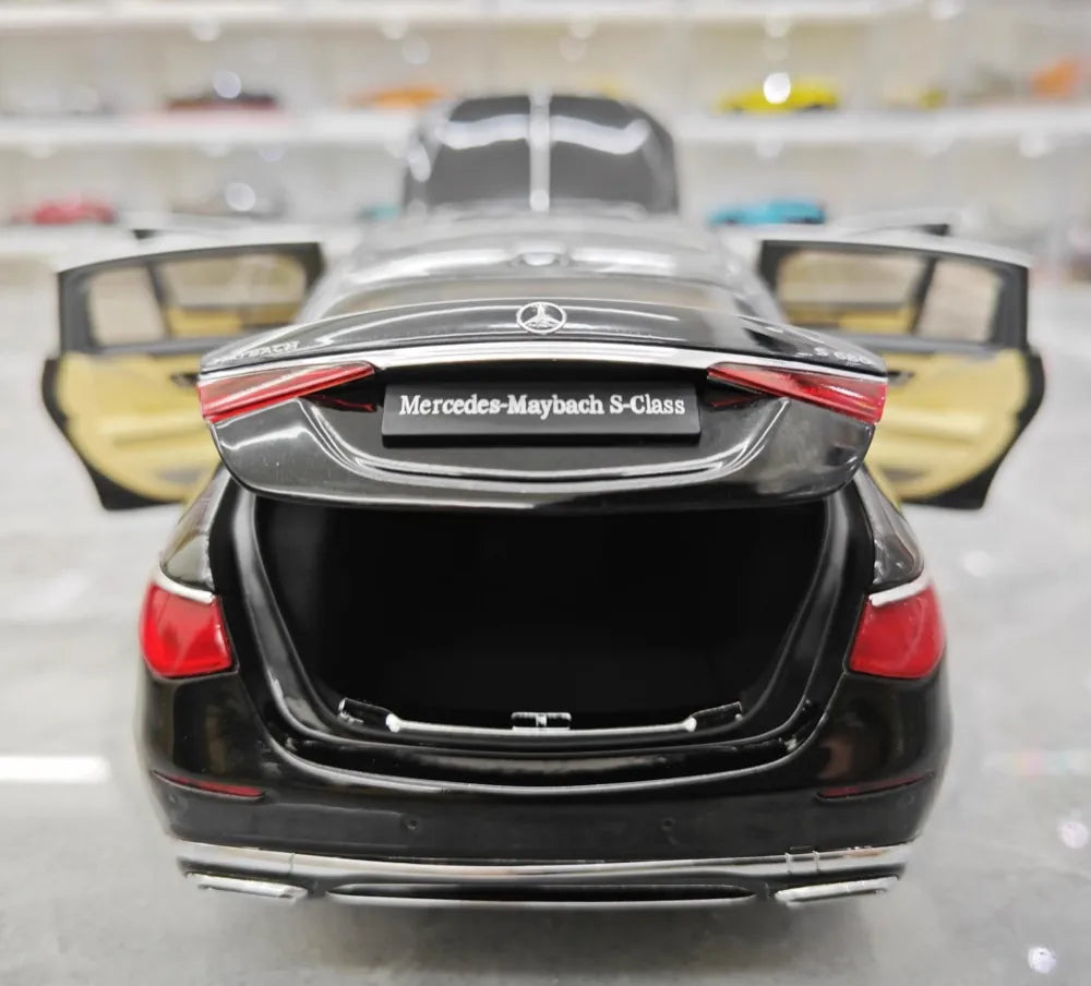 [Almost Real] 1:18 Mercedes-Maybach 2021 S-Class Black Model Car Die-Cast