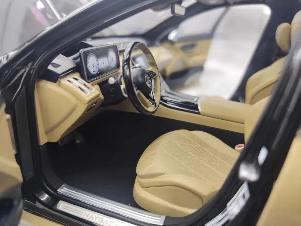 [Almost Real] 1:18 Mercedes-Maybach 2021 S-Class Black & Gold Model Car Die-Cast