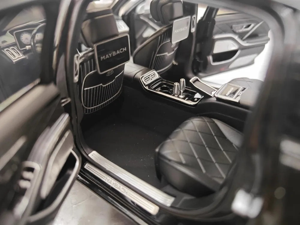 [Almost Real] 1:18 Mercedes-Maybach 2021 S-Class noir Knight voiture miniature Die-Cast