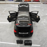 [Almost Real] 1:18 Mercedes-Maybach 2021 S-Class ブラック Knight モデルカー Die-Cast