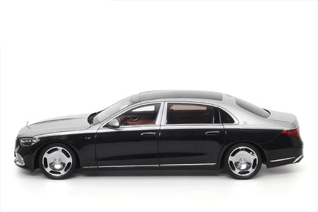 [Almost Real] 1:18 Mercedes-Maybach 2021 S-Class zwart & zilver modelauto Die-Cast