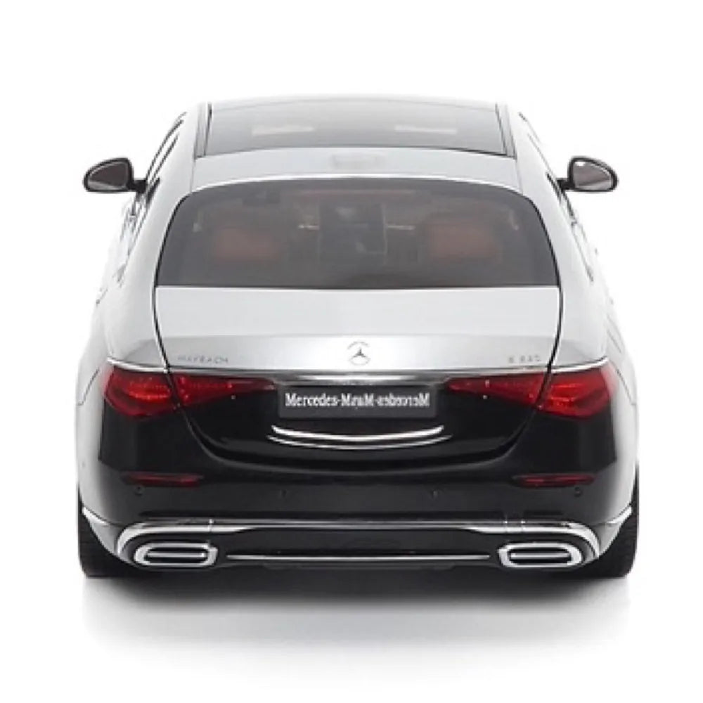 [Almost Real] 1:18 Mercedes-Maybach 2021 S-Class ブラック & シルバー モデルカー Die-Cast