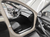 [Almost Real] 1:18 Mercedes-Maybach 2021 S-Class zwart & wit modelauto Die-Cast