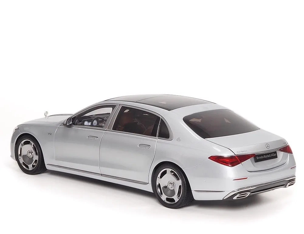 [Almost Real] 1:18 Mercedes-Maybach 2021 S-Class Silver Model Car Die-Cast