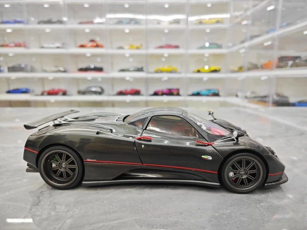 [Almost Real] 1:18 Pagani 2005 Zonda F Black Model Car Die-Cast