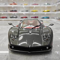 [Almost Real] 1:18 Pagani 2005 Zonda F Black Model Car Die-Cast