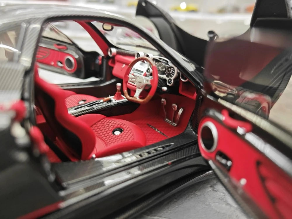 [Almost Real] 1:18 Pagani 2005 Zonda F Black Model Car Die-Cast