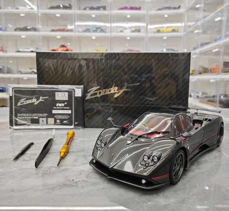 [Almost Real] 1:18 Pagani 2005 Zonda F Black Model Car Die-Cast