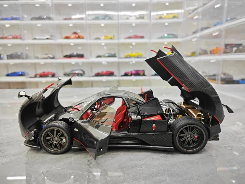 [Almost Real] 1:18 Pagani 2005 Zonda F Black Model Car Die-Cast
