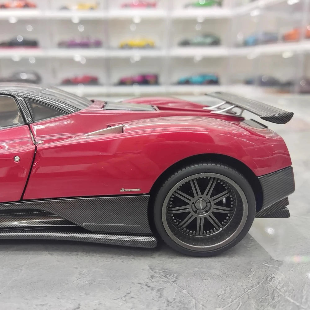 [Almost Real] 1:18 Pagani 2005 Zonda F Red Model Car Die-Cast
