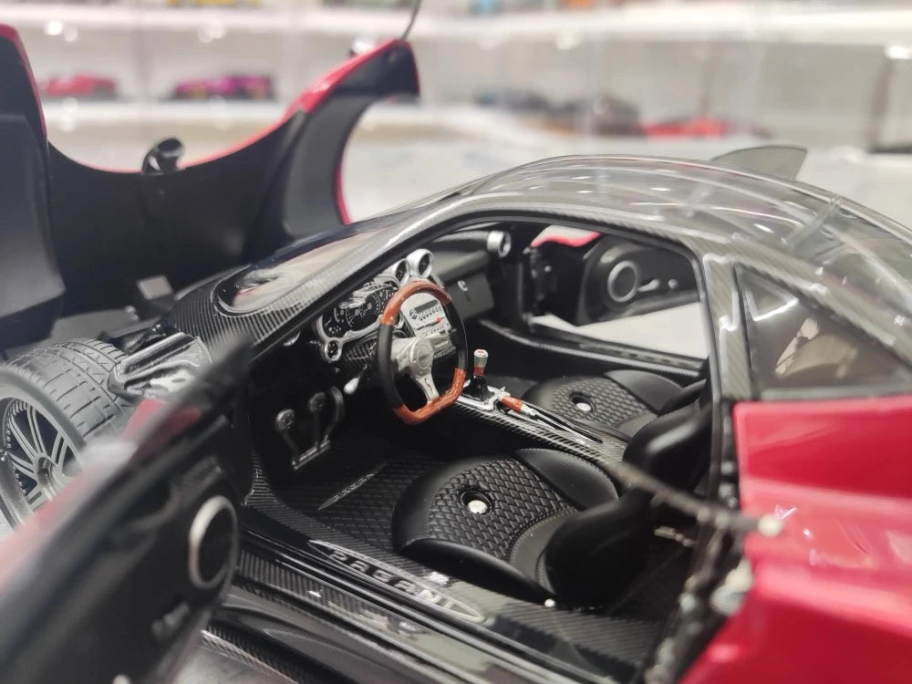 [Almost Real] 1:18 Pagani 2005 Zonda F Red Model Car Die-Cast