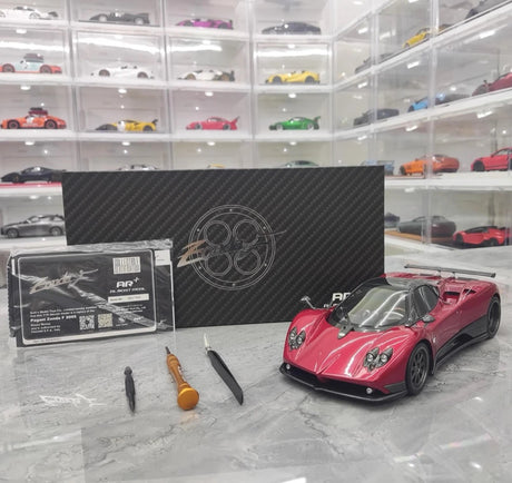 [Almost Real] 1:18 Pagani 2005 Zonda F Red Model Car Die-Cast