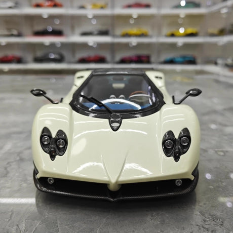 [Almost Real] 1:18 Pagani 2005 Zonda F White Model Car Die-Cast