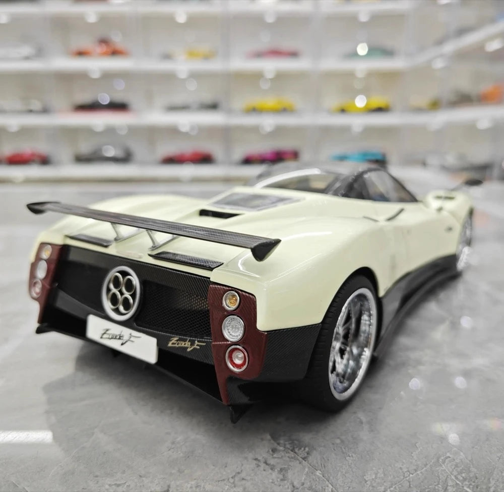 [Almost Real] 1:18 Pagani 2005 Zonda F White Model Car Die-Cast
