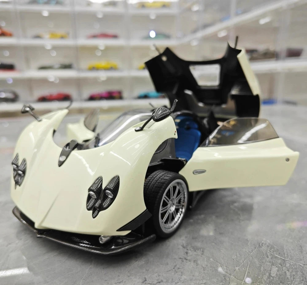 [Almost Real] 1:18 Pagani 2005 Zonda F White Model Car Die-Cast