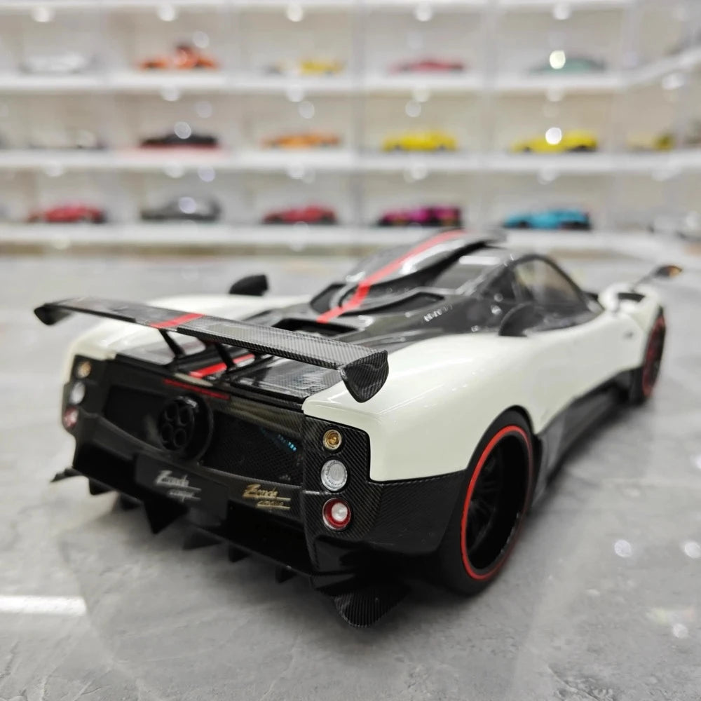 [Almost Real] 1:18 Pagani 2009 Zonda Cinque Coupe White Model Car Die-Cast