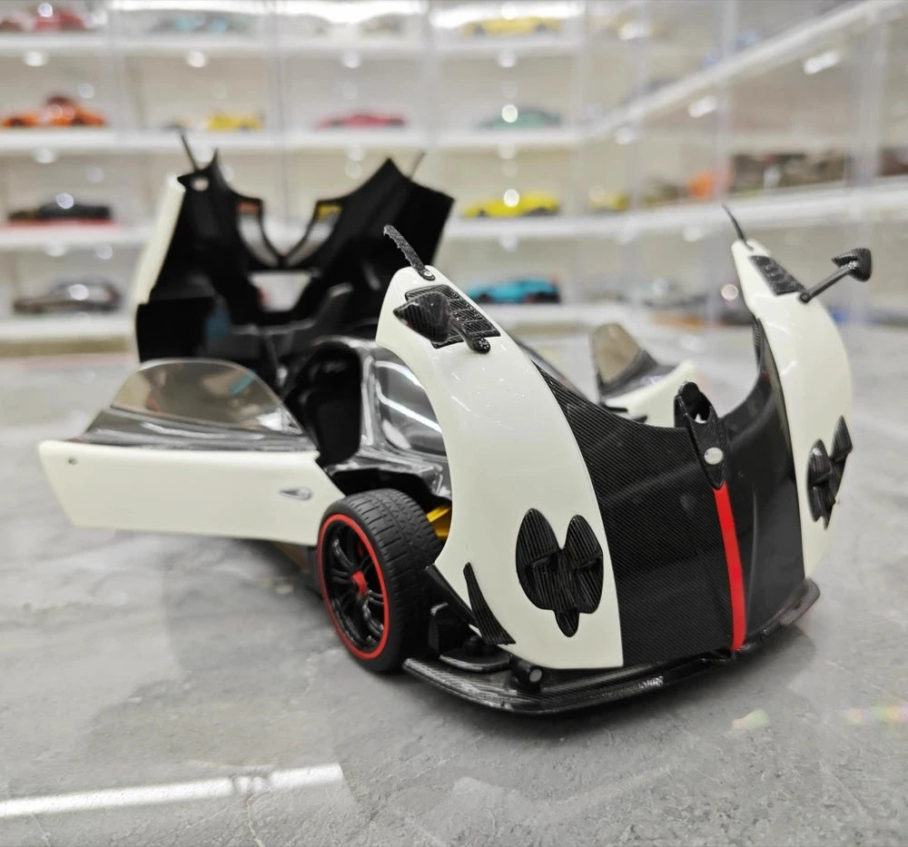 [Almost Real] 1:18 Pagani 2009 Zonda Cinque Coupe White Model Car Die-Cast
