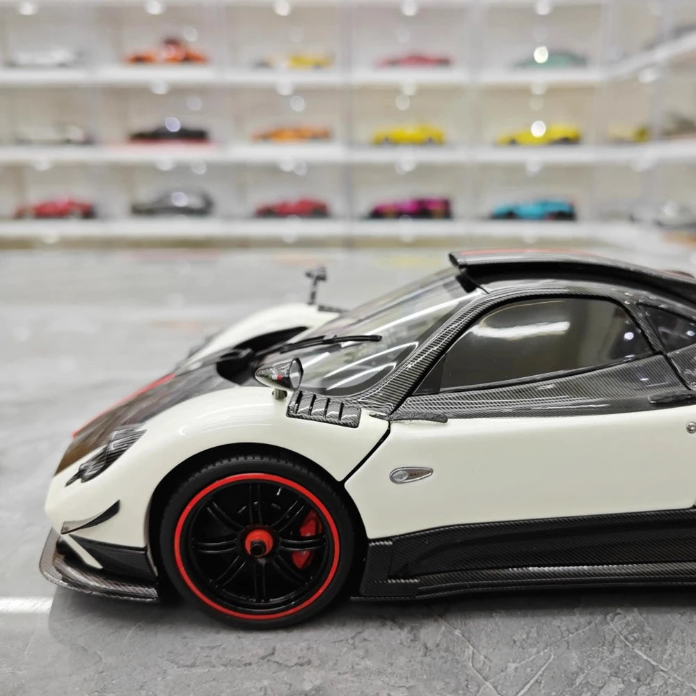 [Almost Real] 1:18 Pagani 2009 Zonda Cinque Coupe White Model Car Die-Cast