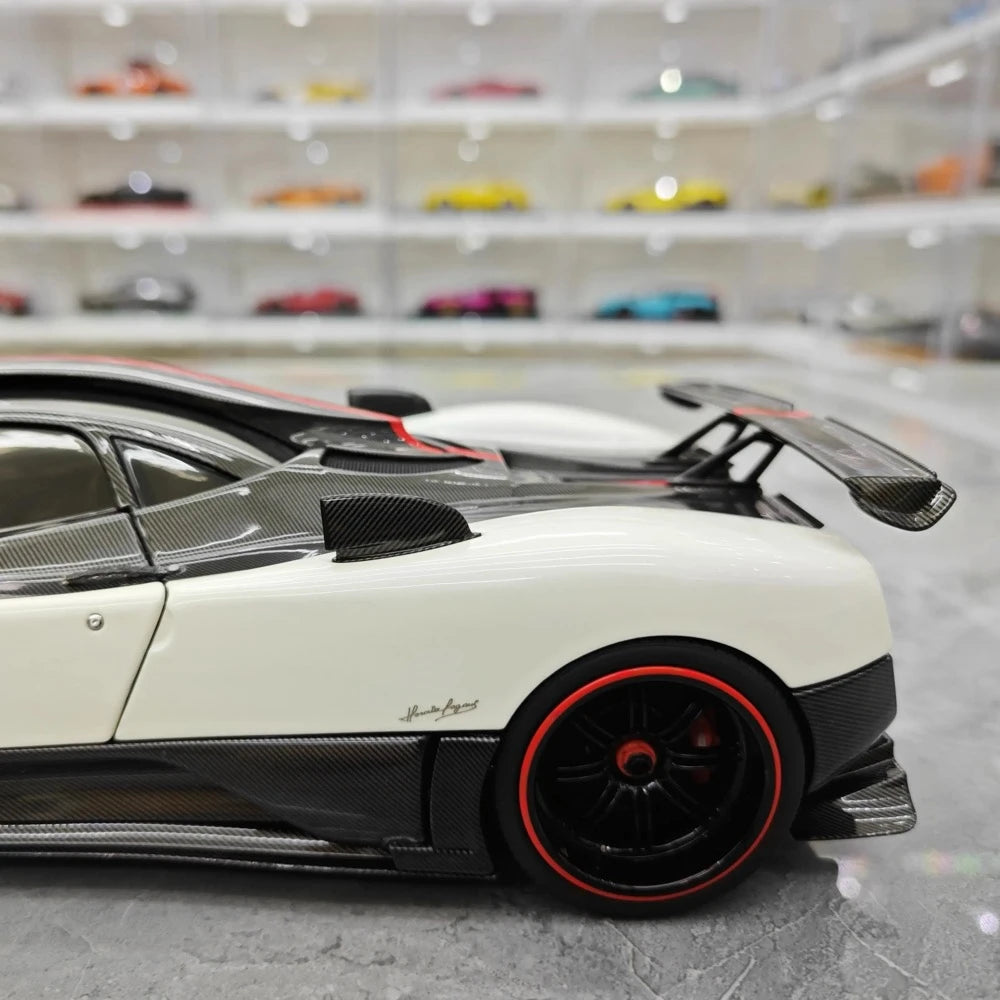 [Almost Real] 1:18 Pagani 2009 Zonda Cinque Coupe White Model Car Die-Cast