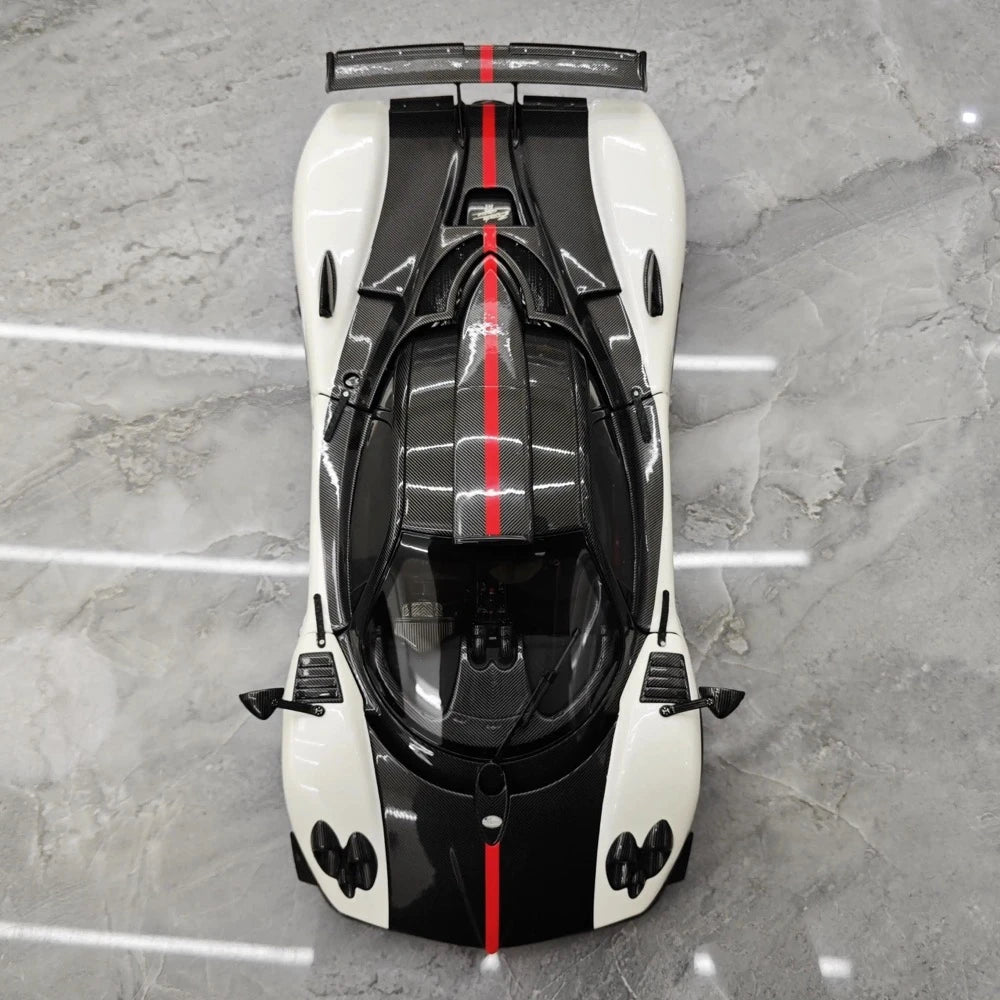 [Almost Real] 1:18 Pagani 2009 Zonda Cinque Coupe White Model Car Die-Cast