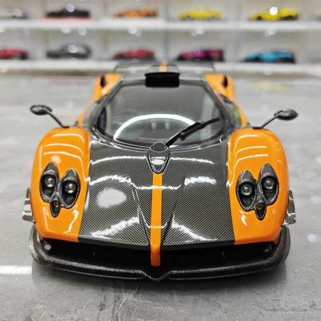 [Almost Real] 1:18 Pagani 2009 Zonda Cinque Coupe Yellow Model Car Die-Cast
