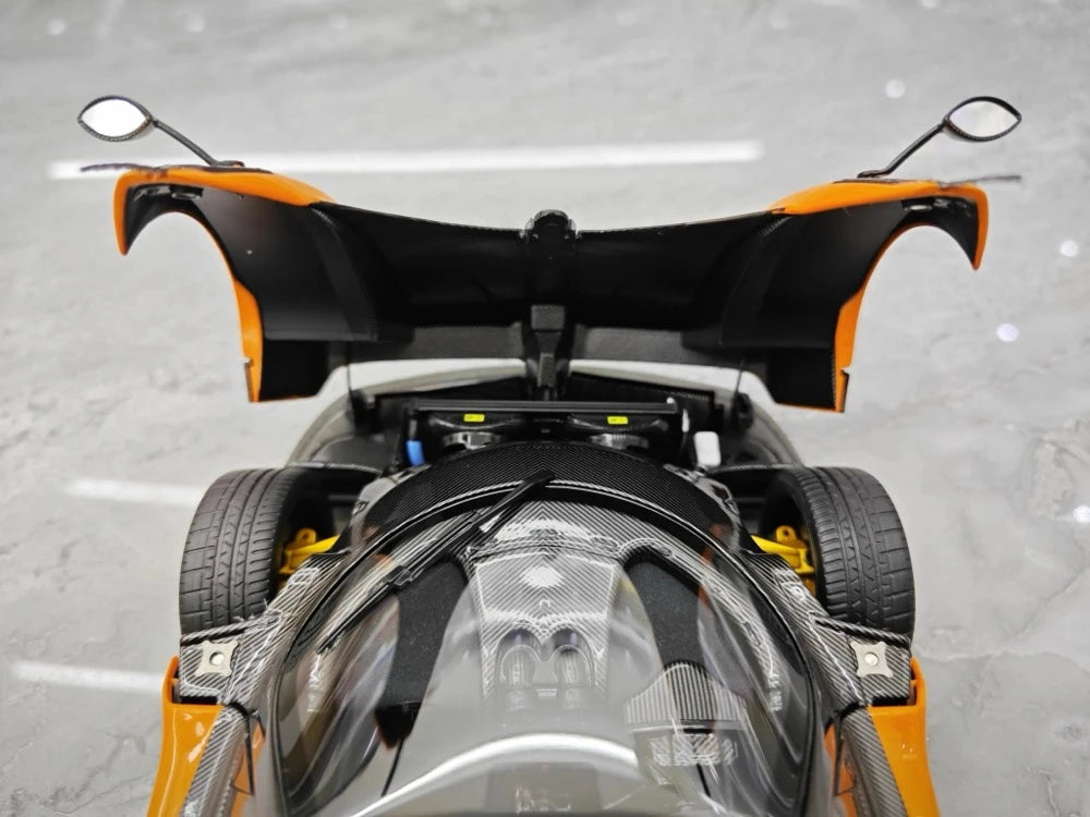 [Almost Real] 1:18 Pagani 2009 Zonda Cinque Coupe Yellow Model Car Die-Cast