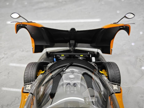 [Almost Real] 1:18 Pagani 2009 Zonda Cinque Coupe Yellow Model Car Die-Cast